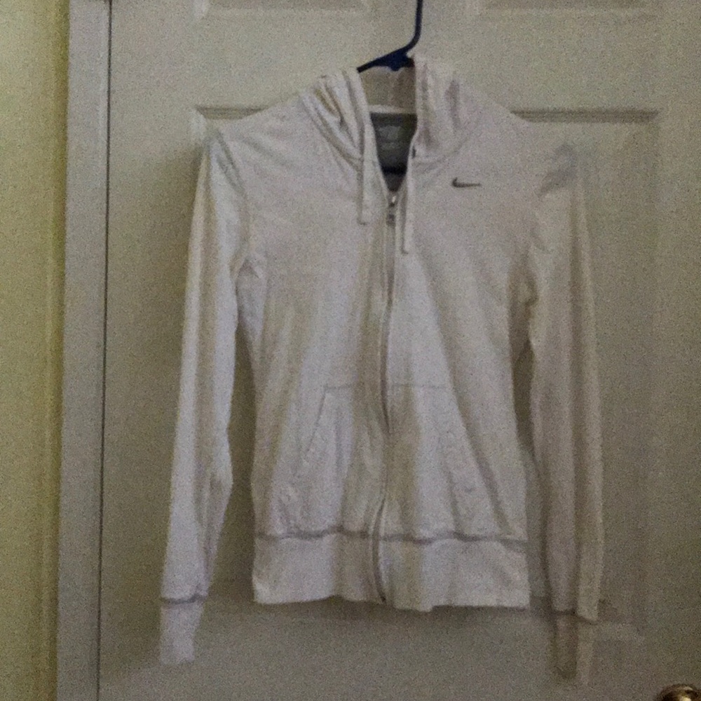 ❤️2 for $20 Sale❤️Nike zip up hoodie
